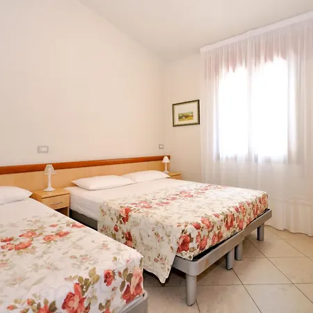 Apartamento Villaggio Delfino-7 By Interhome *